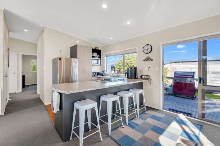 110 The Fairway Matarangi_7