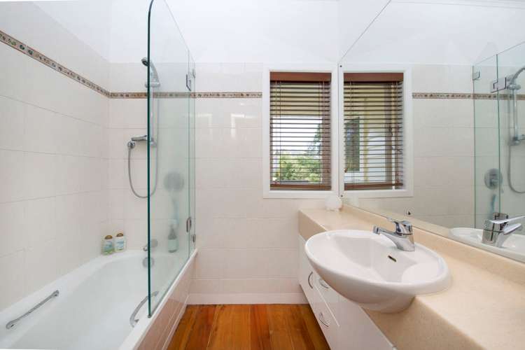 11 Luplau Crescent Cockle Bay_11