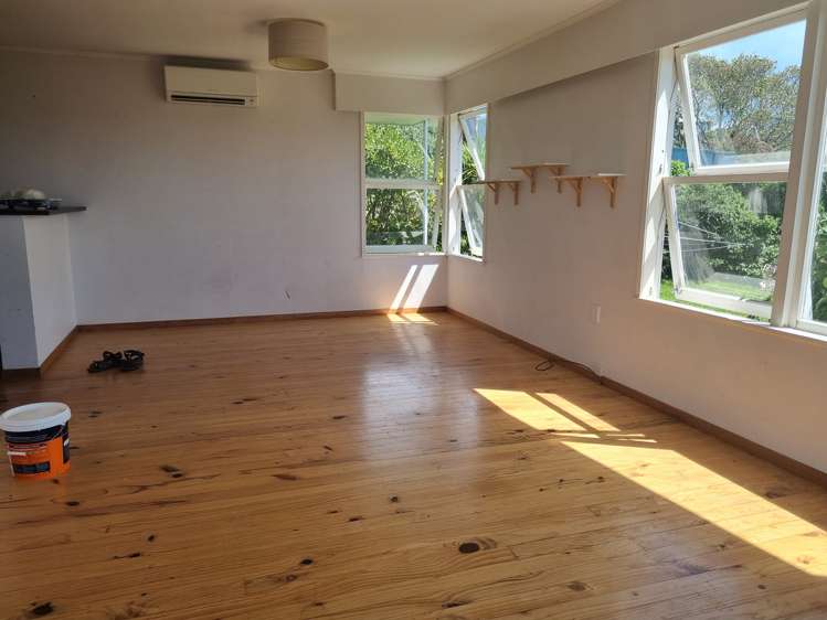 33 Deerness Crescent Algies Bay_6