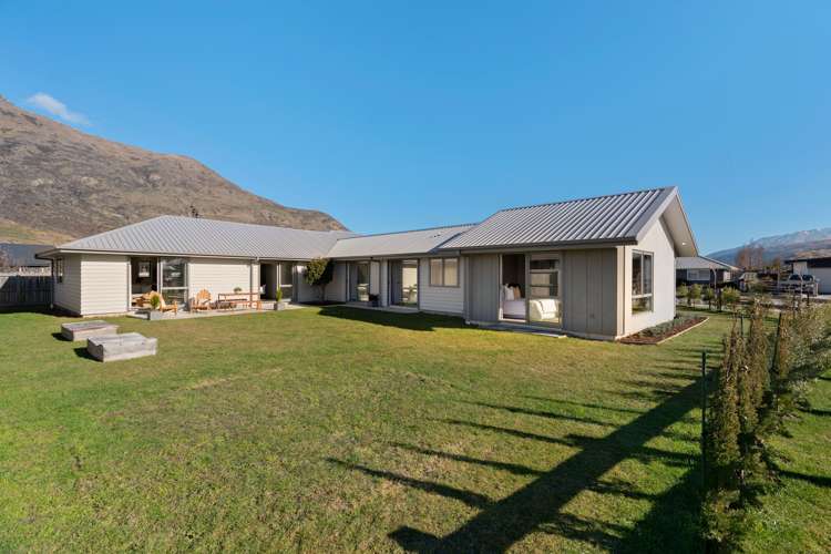 1 Risinghurst Terrace Lower Shotover_22