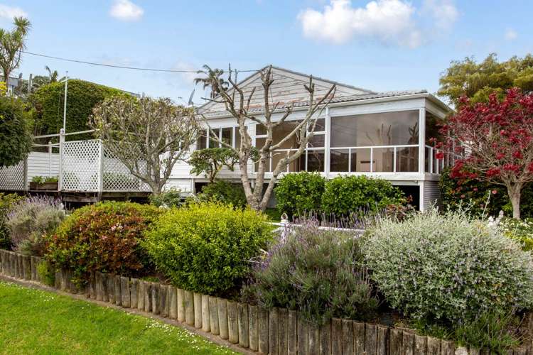 2/23 Heathcote Road Castor Bay_13