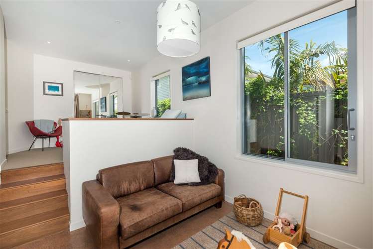 36 Williamson Avenue Belmont_13