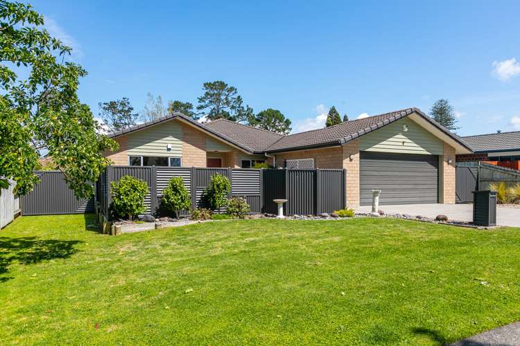 77 Condor Drive Pyes Pa_15