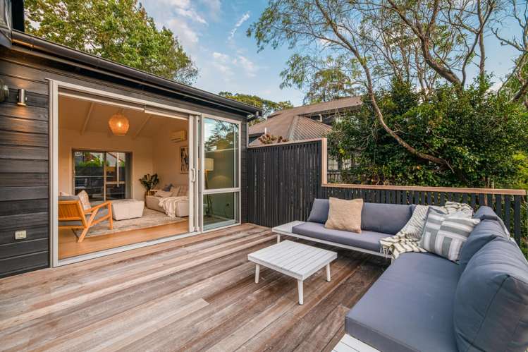 22 Woodfern Crescent Titirangi_18