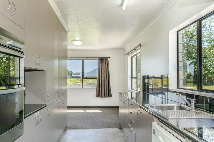 199 Birchfield Road, SH67 Waimangaroa_12