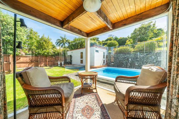 7 Coach Lane Belmont_12