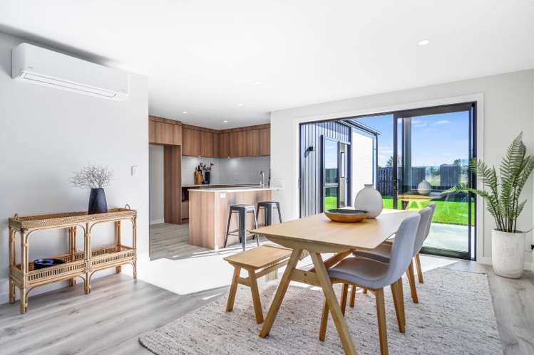 15 Tiroake Street_4