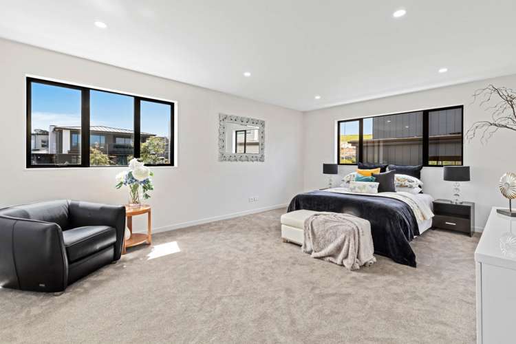 3 Fender Place Long Bay_15