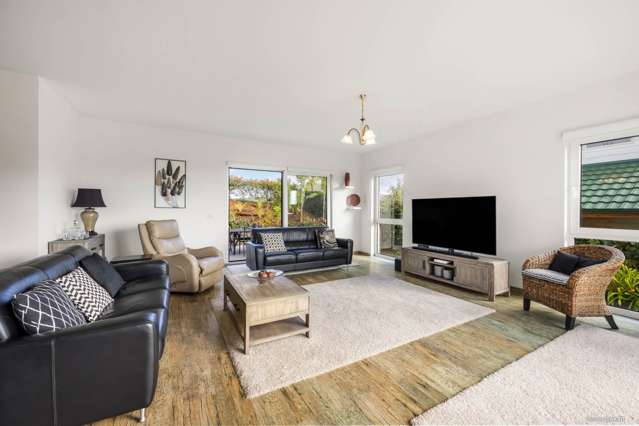 61 Roberta Crescent Orewa_4