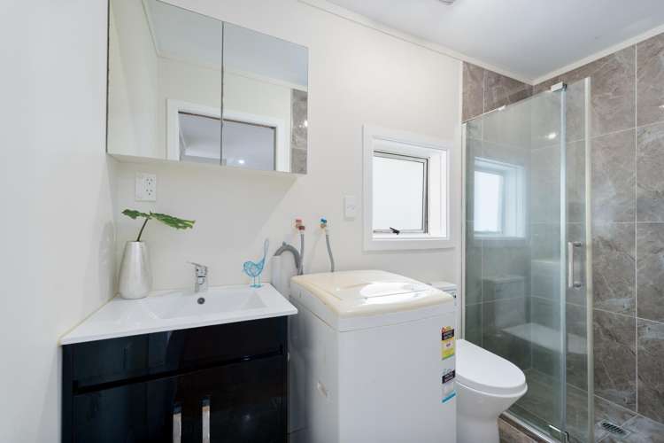 3 Glen Marine Parade Glendene_14