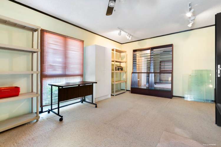 30 Diorella Drive Clover Park_8