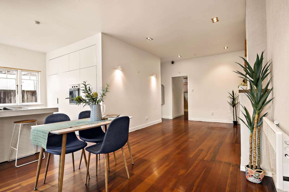 2/542 Parnell Road_2