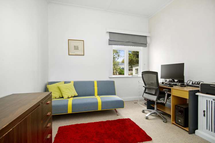 6 Sherwood Street Woburn_11