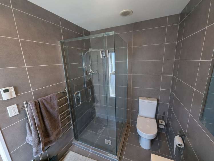 18 Tizard Road Birkenhead_12