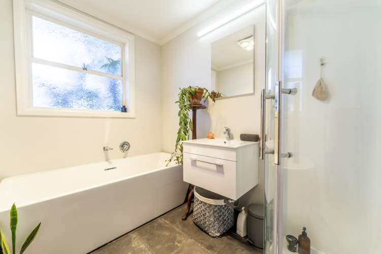 16 Tawa Street Glenwood_17