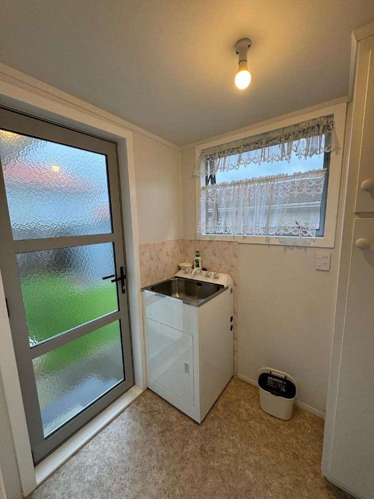 2/101 Coronation Road Papatoetoe_5