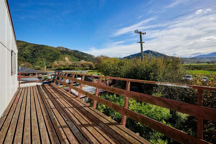 8 Puketa Road Kaikoura_16