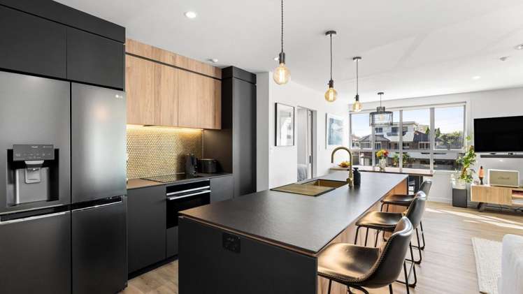 Unit 215/36 Victoria Road_1