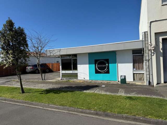 32 Joseph Street West End_1