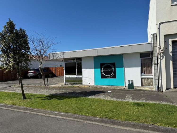 32 Joseph Street West End_1