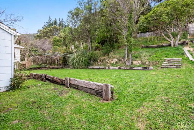 14 Buller Grove Naenae_12