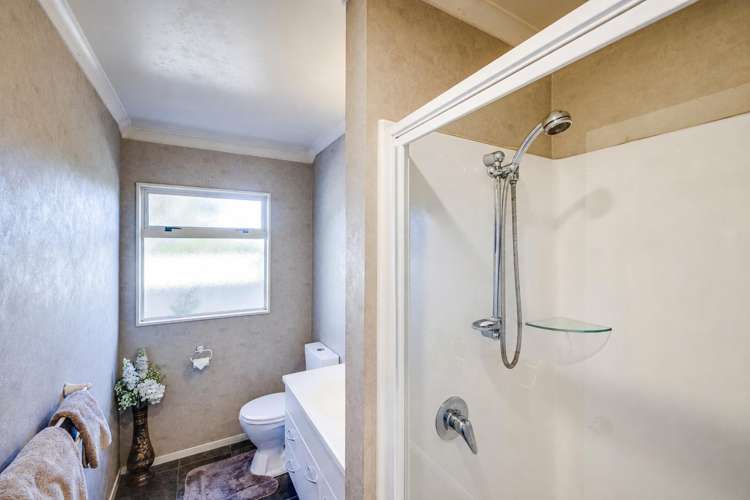5a Park Lane Greenmeadows_12