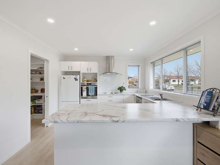 1A Clifford Place Amberley_16