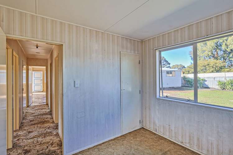 25 Burton Crescent Flaxmere_13