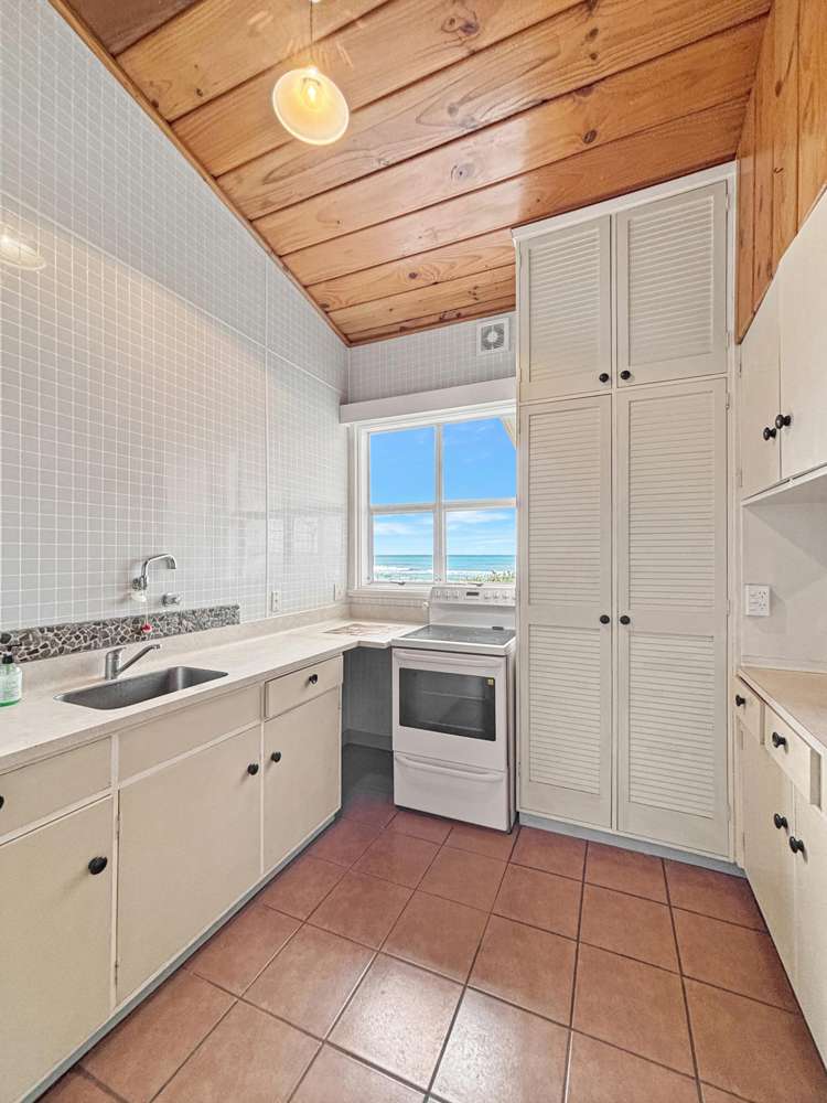 3 Lloyd George Road Wainui_13