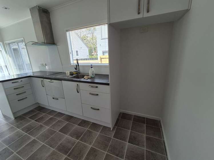 134 Hendon Avenue Mount Albert_23