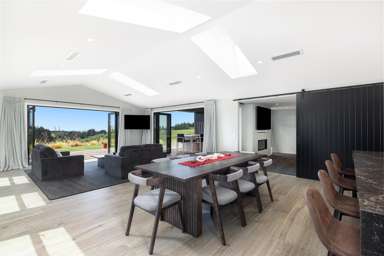 226 Bronte Road West_2