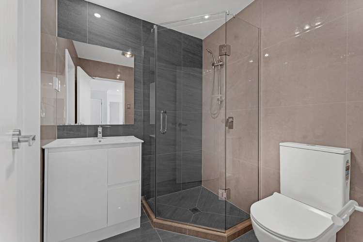 12A Mcleod Road Weymouth_14