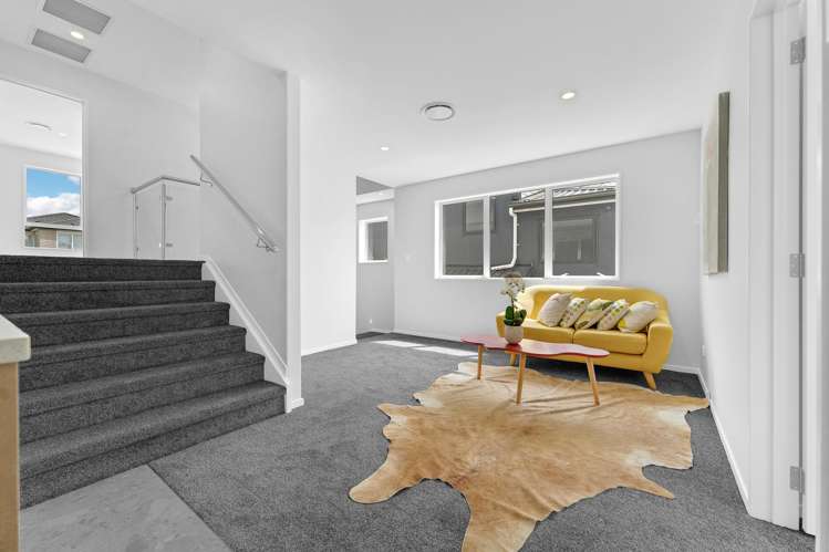 32 Castlebane Drive Flat Bush_16