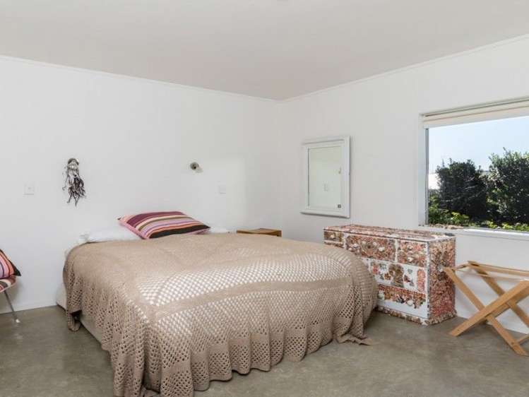 15 Taranga Road Langs Beach_17