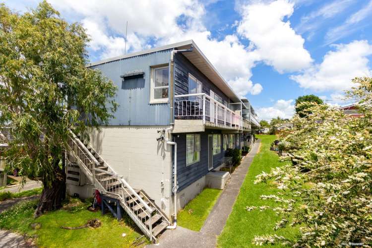 1/6 Eden View Road Sandringham_6