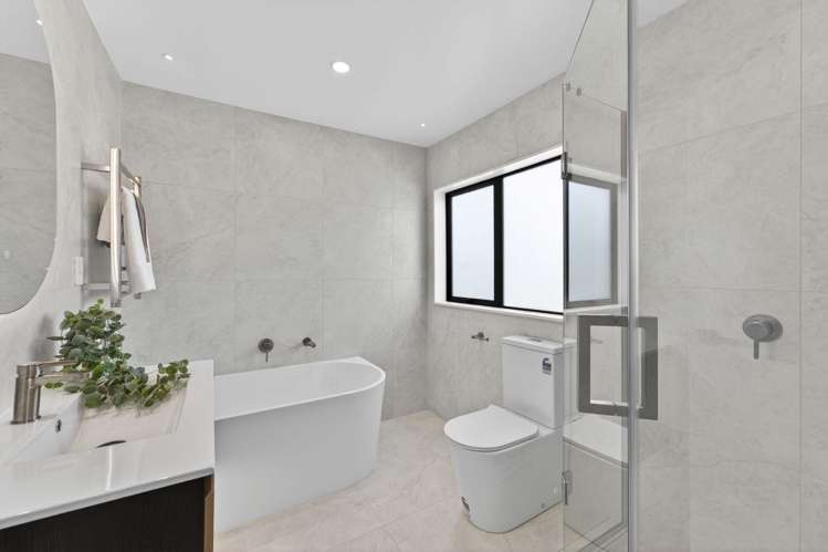 55B and 55C Tawa Road One Tree Hill_8