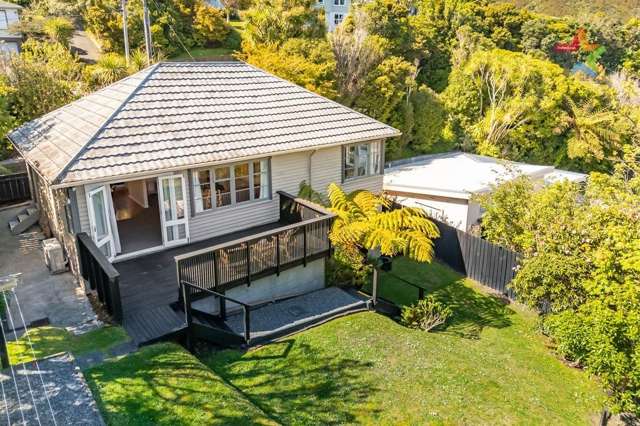 Reliable 1940s Karori Home