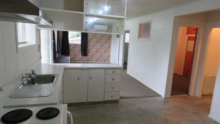 27 Tawa Street Hilltop_10