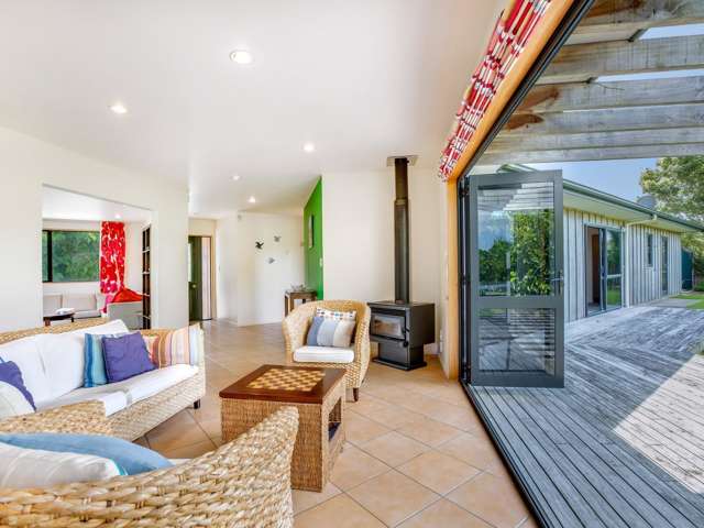 19 Clements Road Matapouri_3