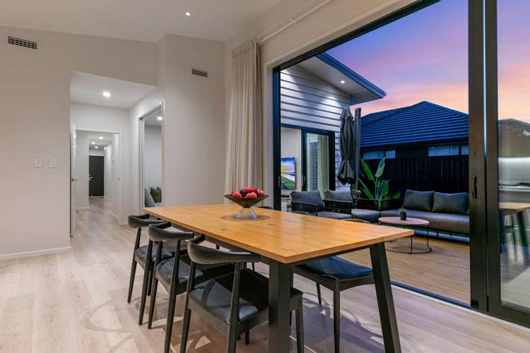 31 John Fair Drive Wainui_21