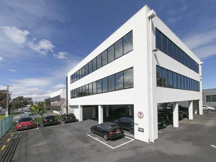 Part Level 1/12 Walls Road Penrose_9