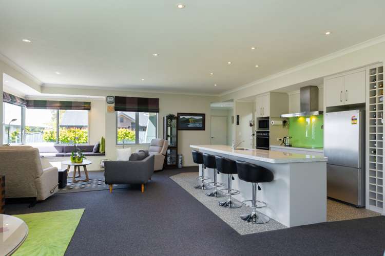 12 Kensington Place Springlands_16