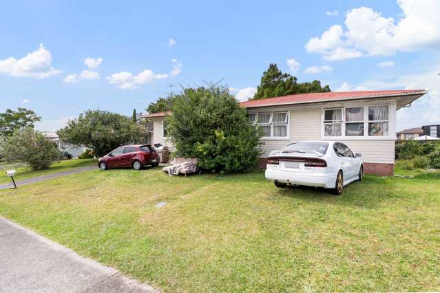 13 La Trobe Street Pakuranga Heights_2