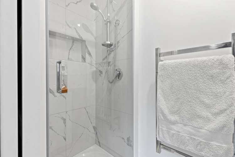 83 Eastern Terrace Beckenham_10