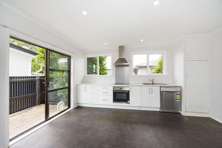 48A Nottingham Avenue 10921_1