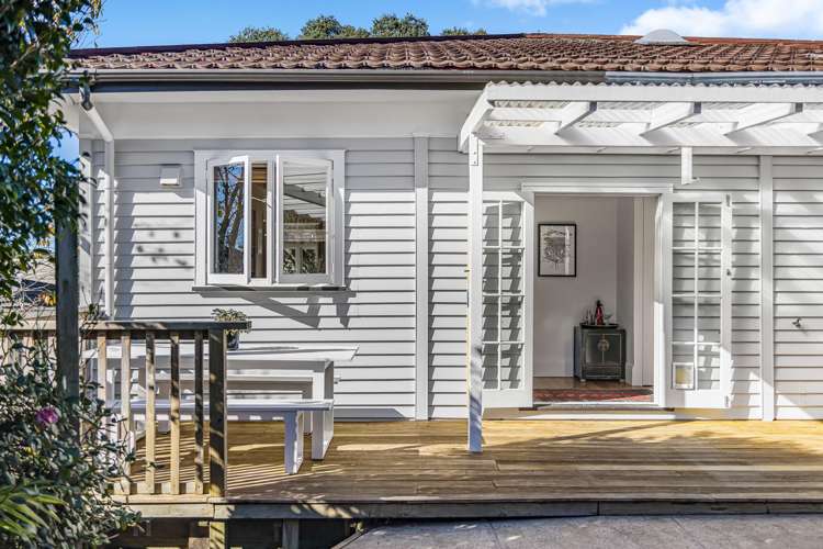 9 Mons Avenue Mount Roskill_25