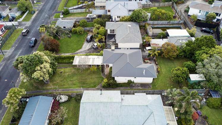 8 Coniston Avenue Te Atatu South_20