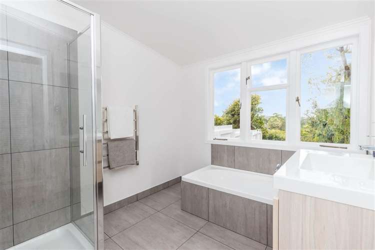 9 Coroglen Avenue Birkenhead_12