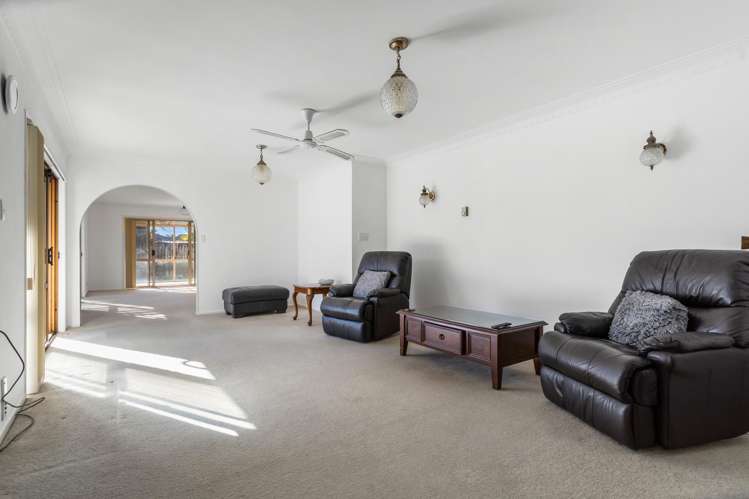 9 Prestwick Place Wattle Downs_10