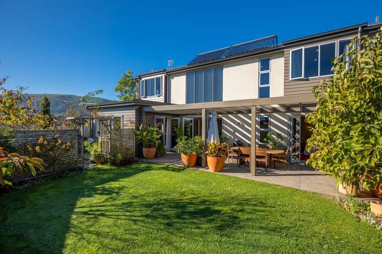 11 Elliott Street The Wood_18